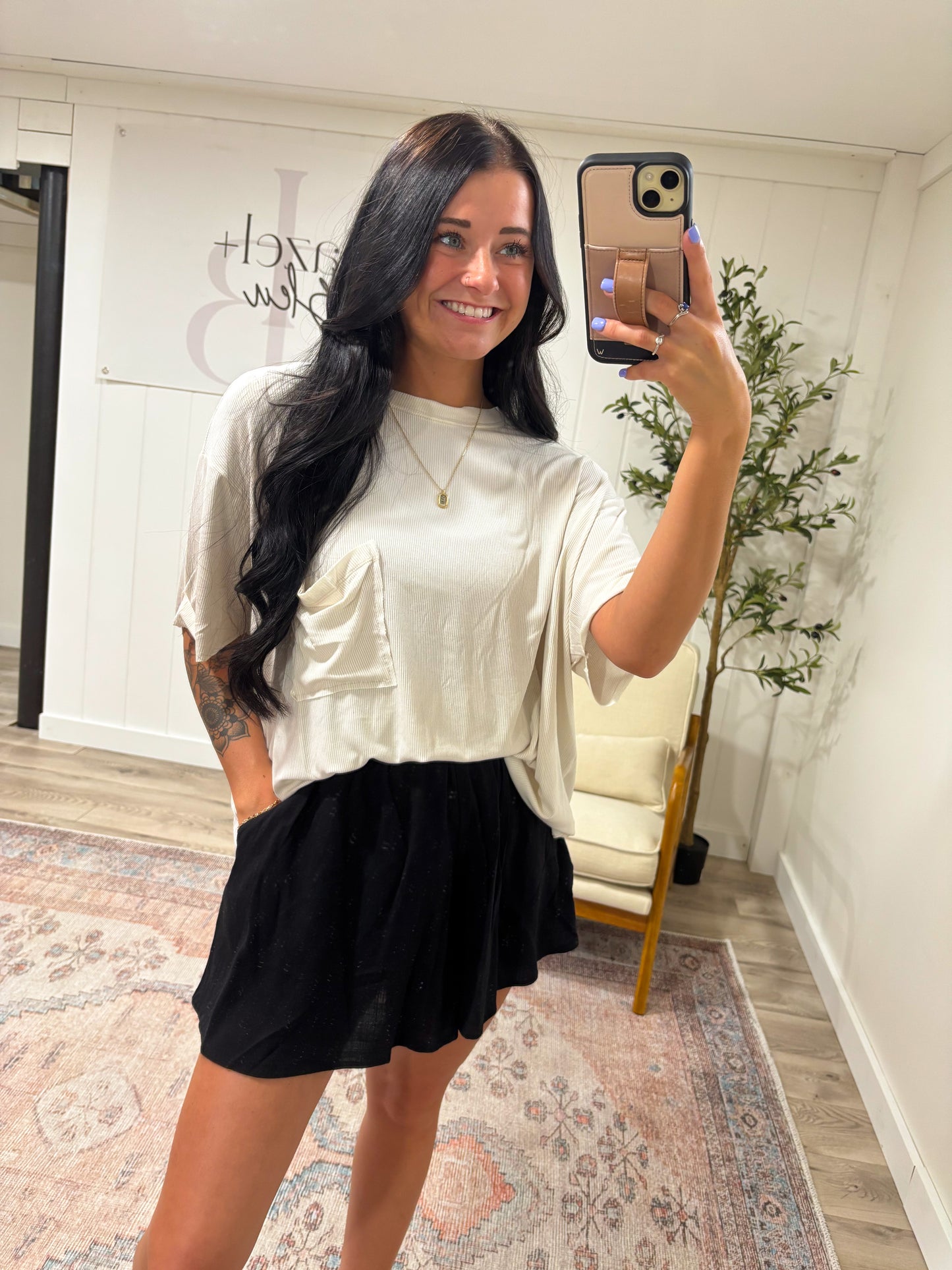 Flowy Shorts- Black