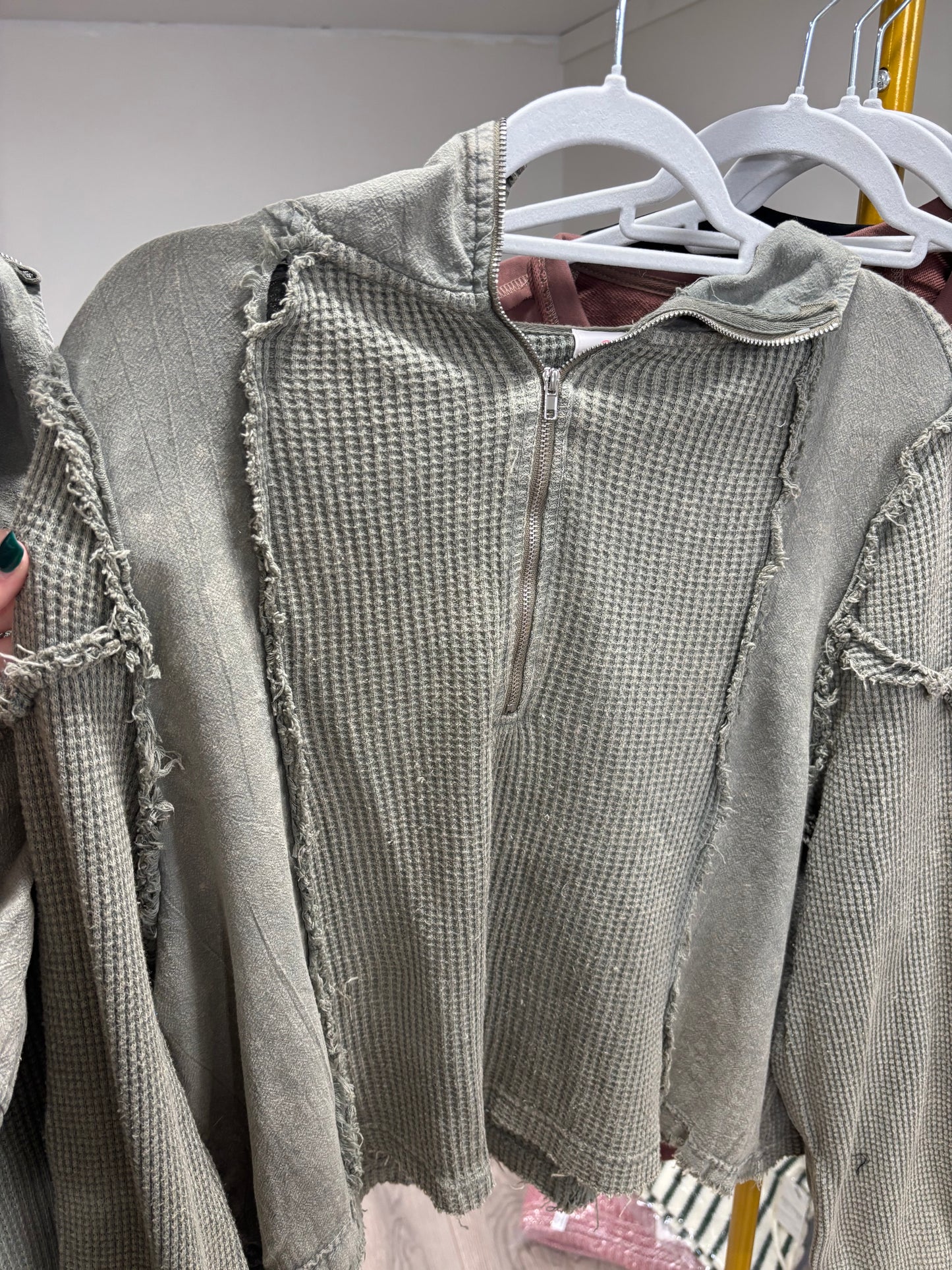 Wren Boho Quarterzip *hole in the shoulder!*