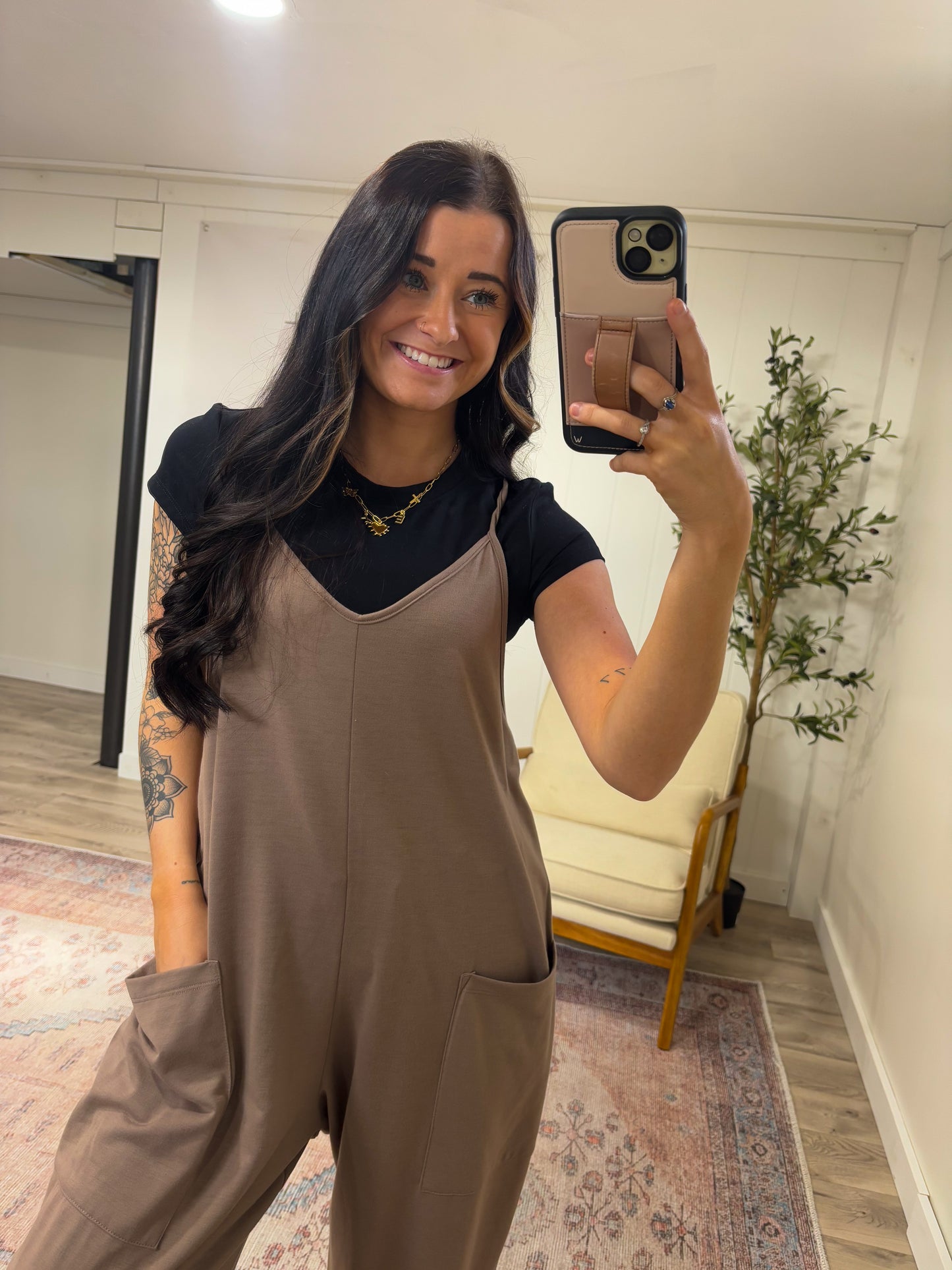 Cropped Baby Tee- Black