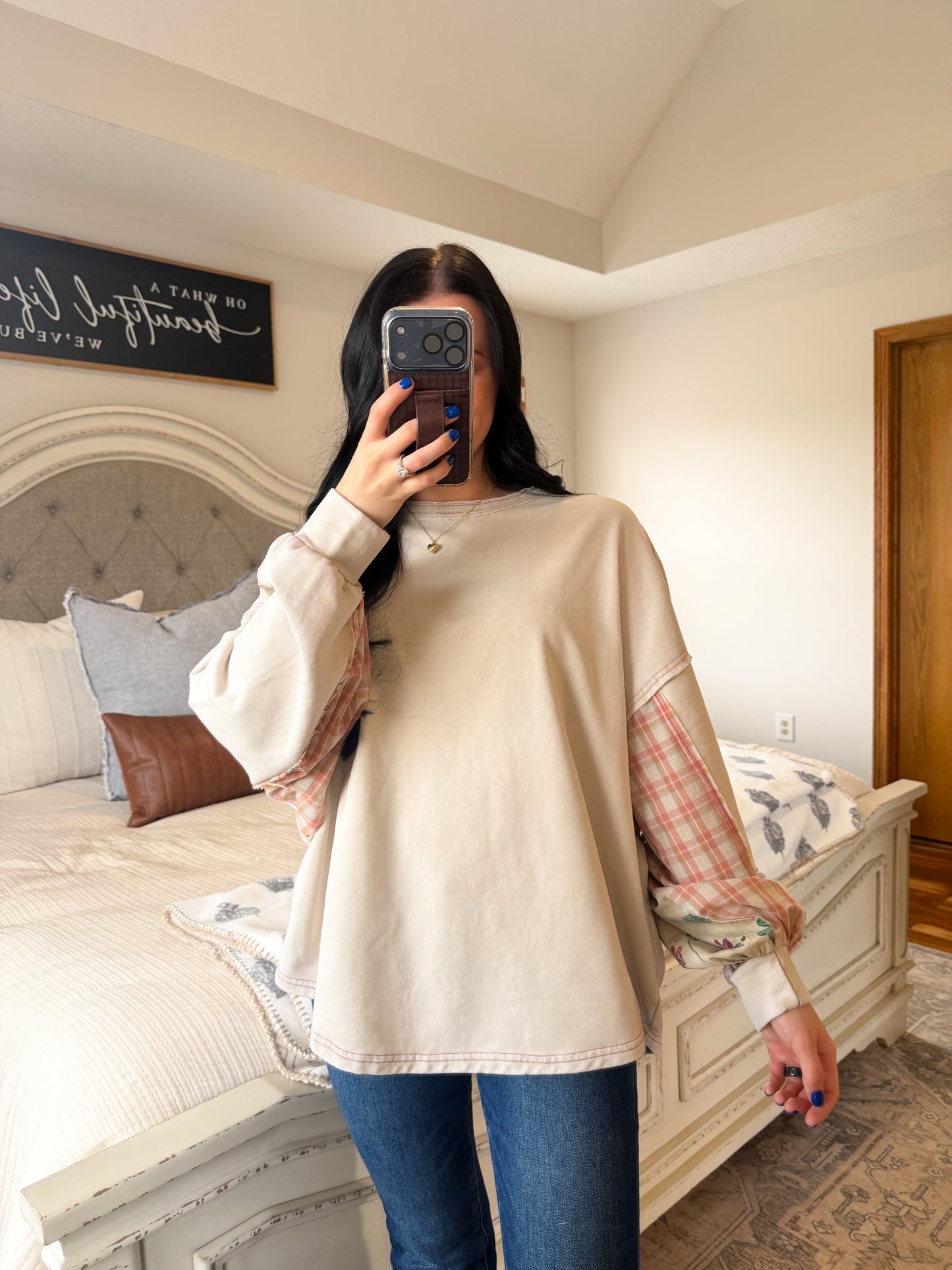 Carlie Pullover- Mushroom