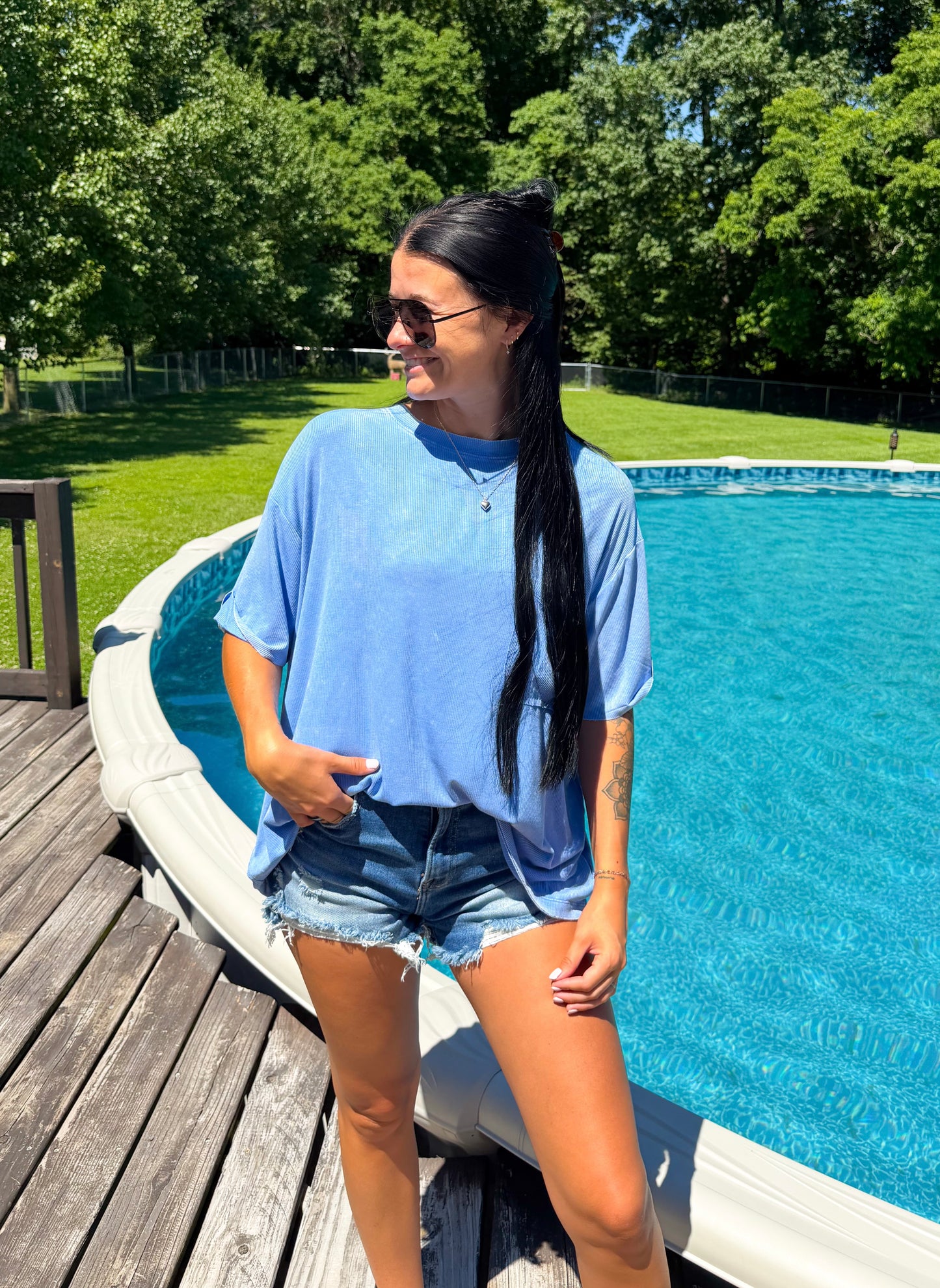 Relaxed Droopy Pocket Tee- Blue