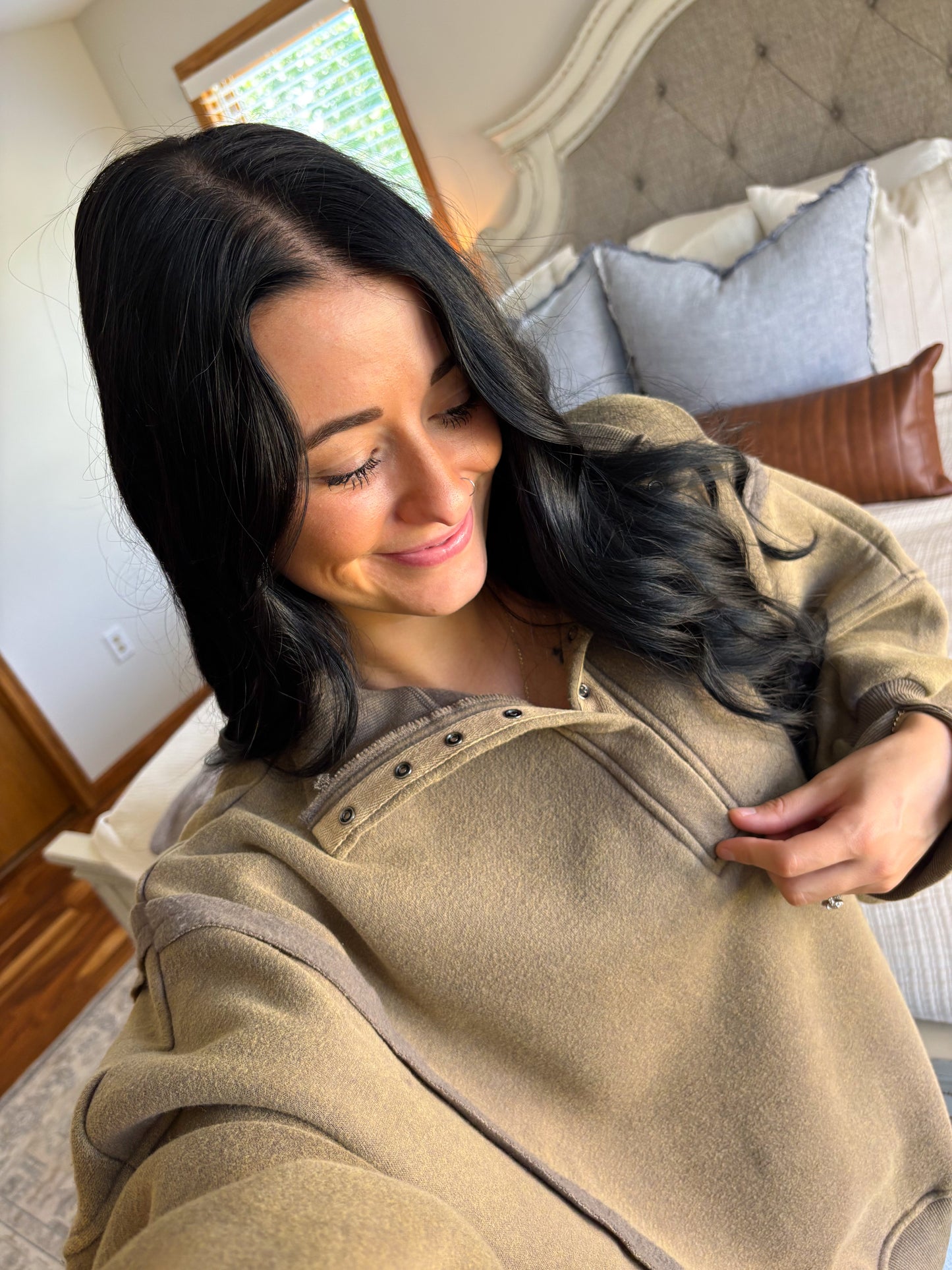 Rylee Pullover - Mocha