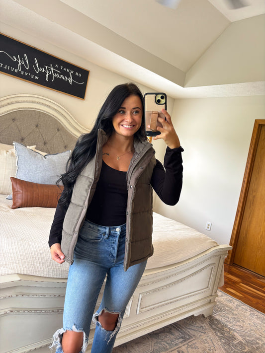 Suede Puffer Vest- Olive