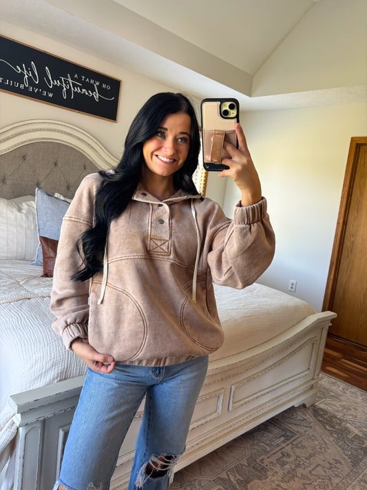 Hallie Sweatshirt- Camel