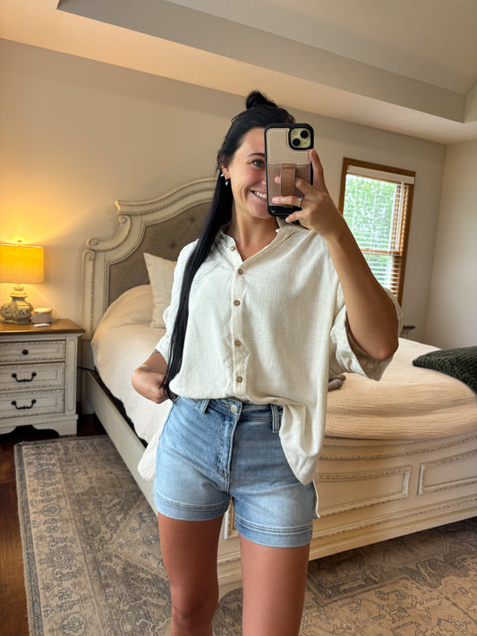 High Rise Pocket Detail Shorts- Light