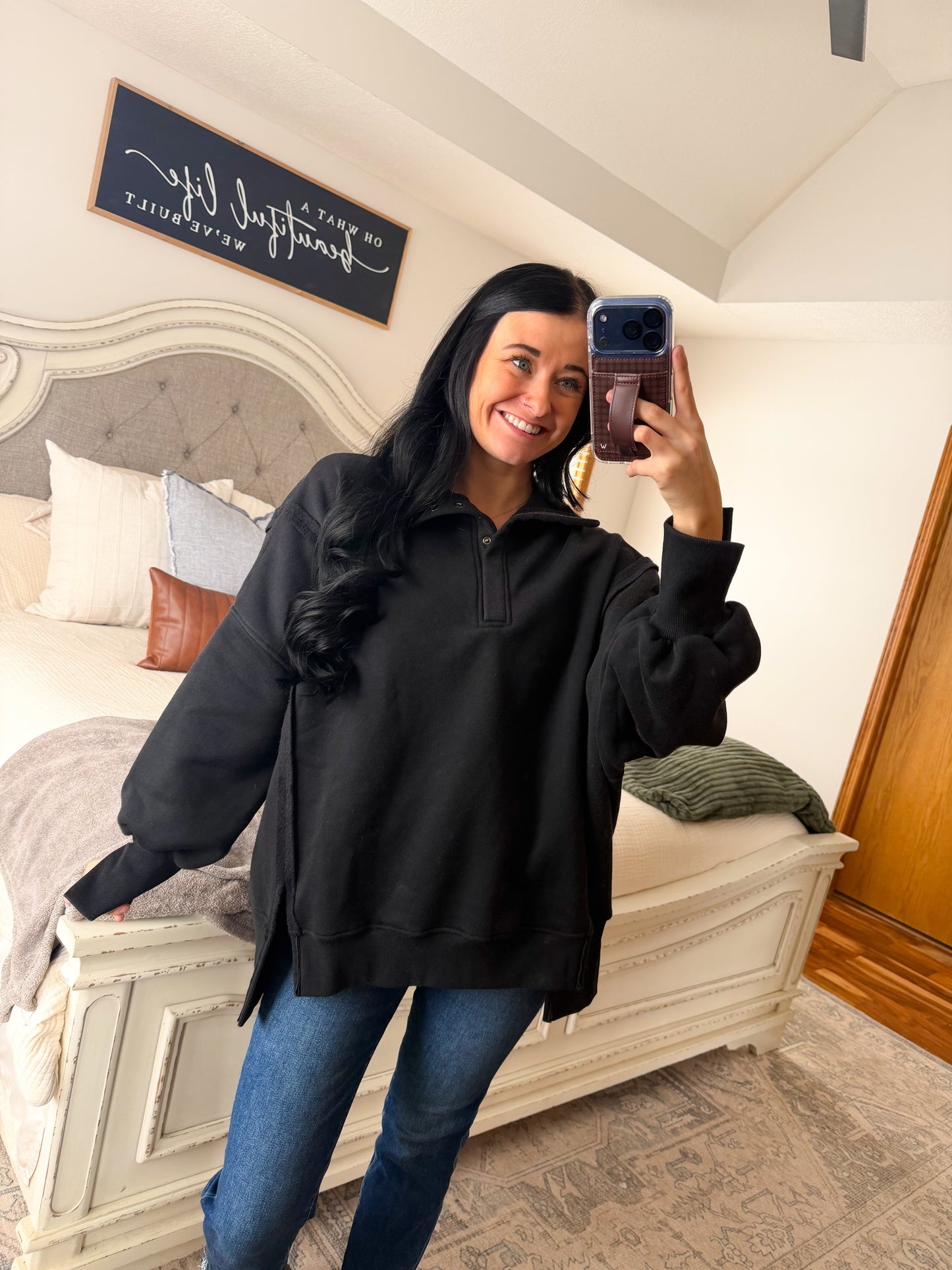 Rylee Pullover - Black