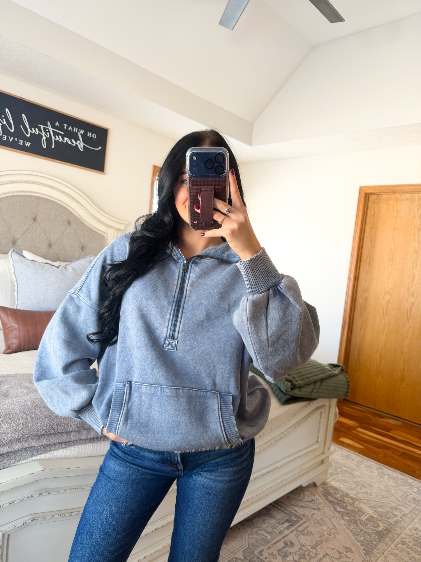 Banks Sweatshirt- Dusty Blue