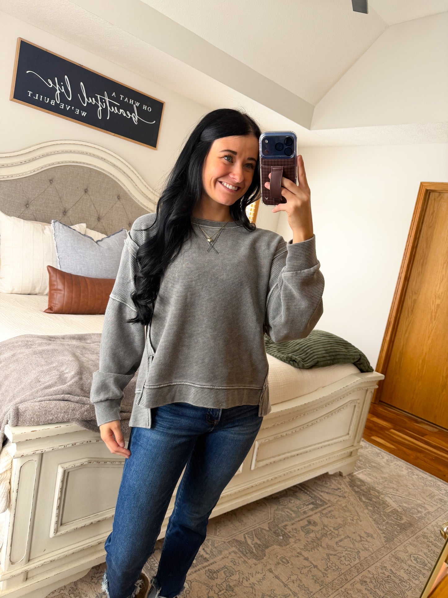 Melanie Pullover- Grey