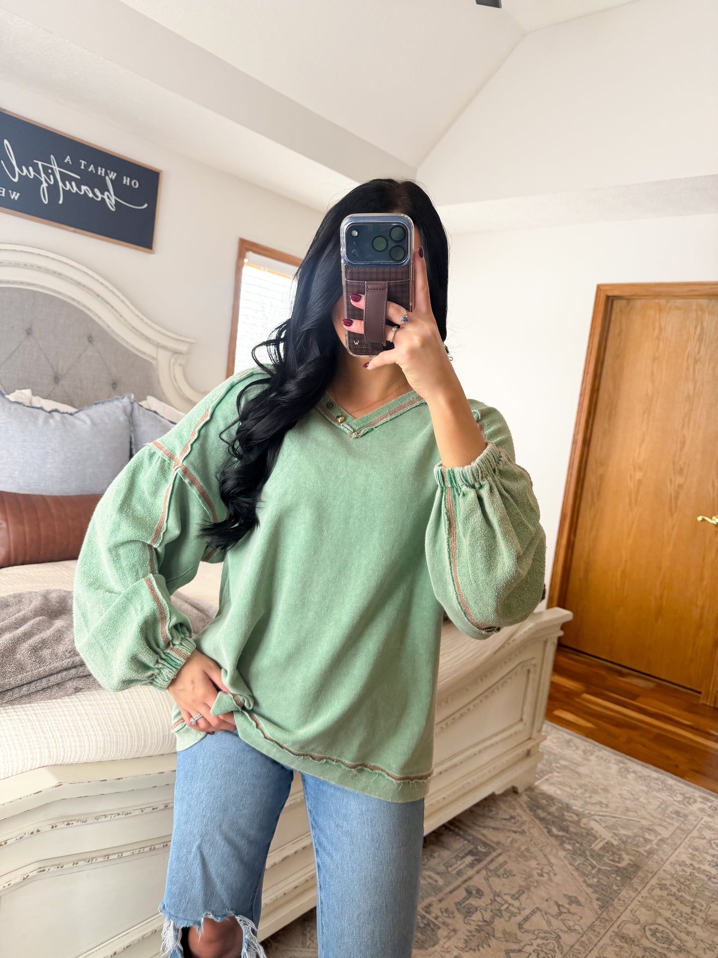 Mindy Mineral Washed Pullover- Green/Red