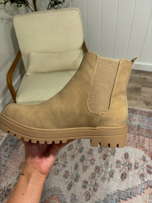 Chelsea Booties- Tan